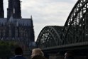 PSpringt kein Suizid Brueckenspringer Koeln Hohenzollernbruecke P023